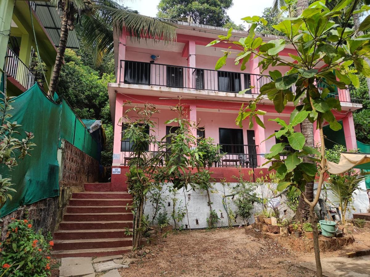 Est Hem Guesthouse Arambol Dış mekan fotoğraf
